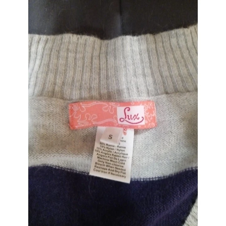 Lux Suéter Pequeño Rayas Cuello en V Foto 2 de 4