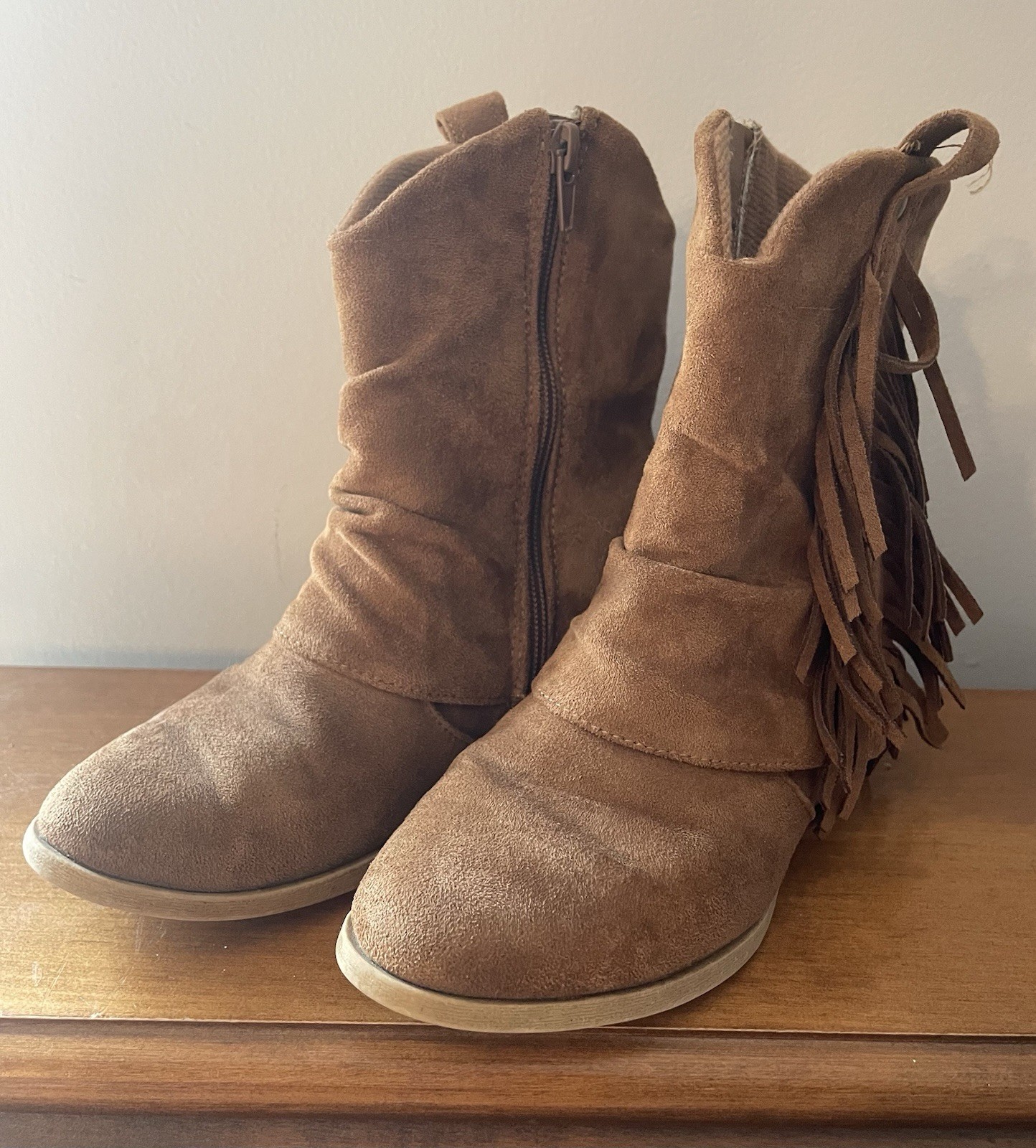 Botas vaqueras de gamuza con flecos para niñas, talla