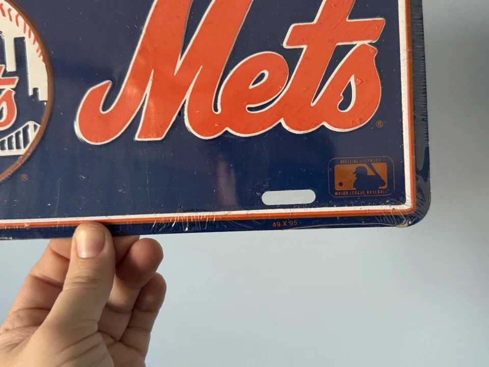 NOS New York Mets Embossed Metal License Plate! Vintage 90's MLB! - Image 2 of 3