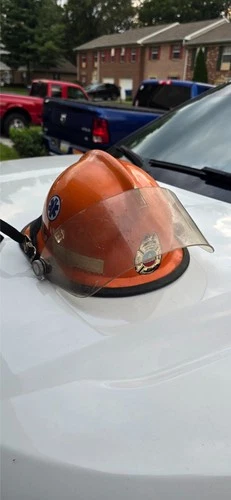 DCFD fire helmet cairns & brothers, fire helmet