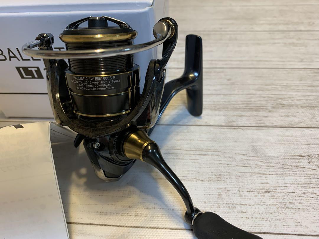 美品 Daiwa BALLISTIC FW LT1000S-P スピニングリール ダイワ バリスティック FW LT1000S-P 巻きに特化したスピニング