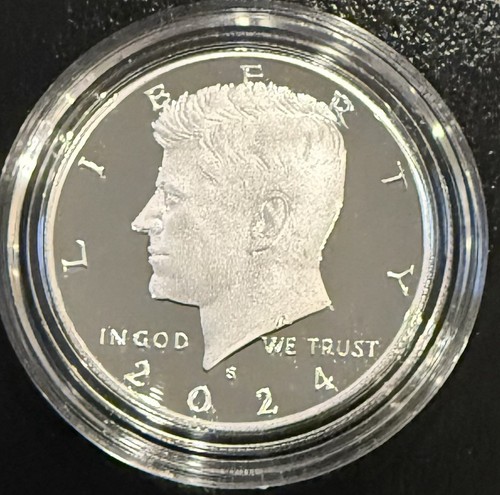 2024 - S Limited Edition Silver Proof Set With Original Box & COA. #C1630 - Picture 4 of 15