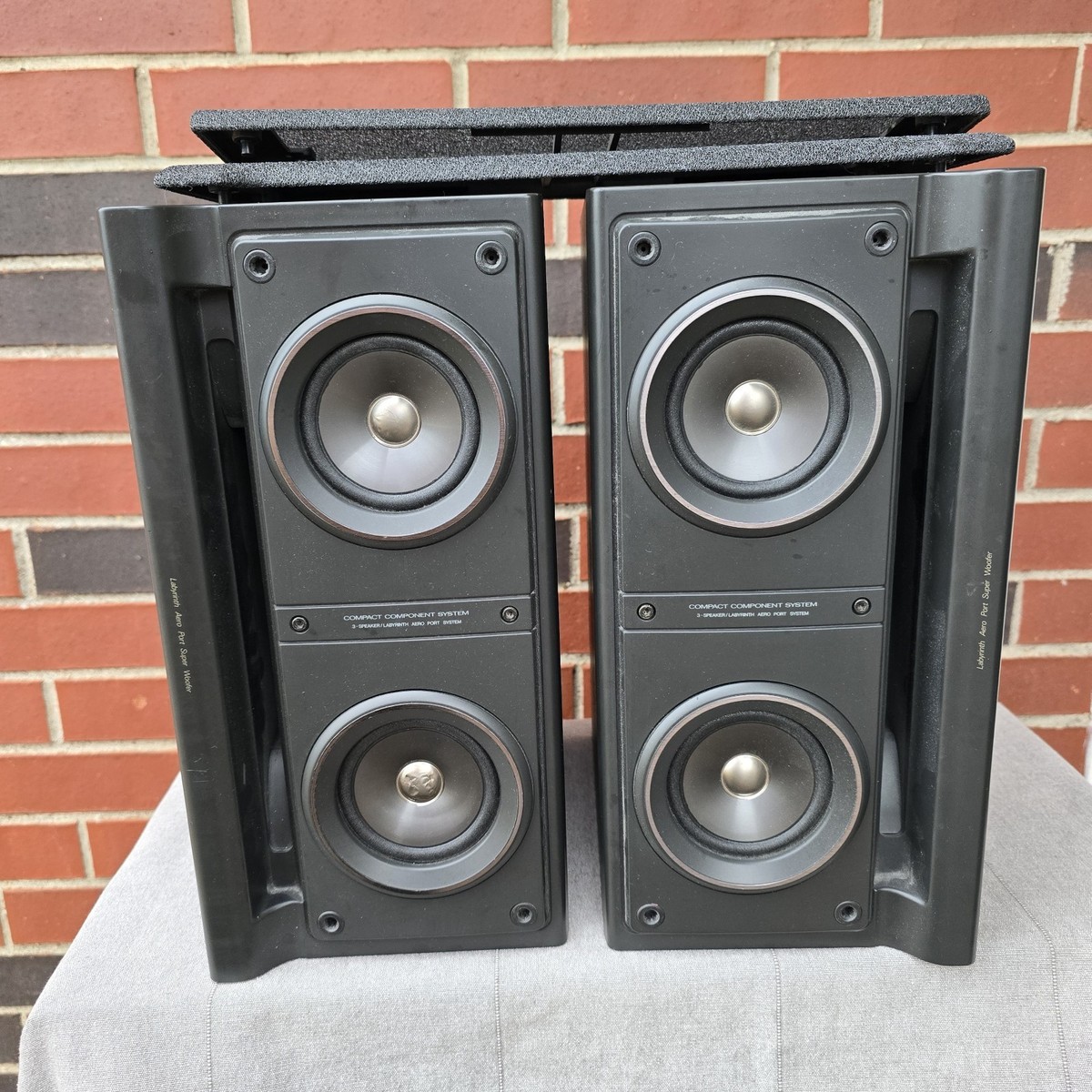 Pair of Rare Vintage JVC SP-MX70BK Labyrinth Aero Port Super