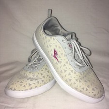 Zapato Deportivo Everlast Para Mujer Taupe/Púrpura EE. UU. 7 Con Cordones Parte Superior Baja Suela Plana