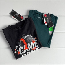 Under Armour Boys Graphic Short Sleeve Tee Shirt Lot New With Tags Size Medium