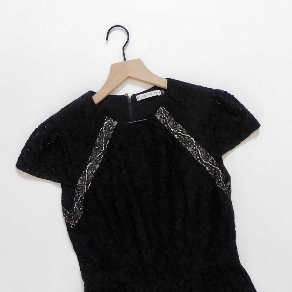 ALICE + OLIVIA Rozzi Negro Floral Encaje Mameluco Mono Pantalones Cortos Capricho Talla 8 Foto 4 de 4