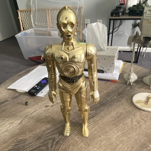 Kenner Star Wars C-3PO Action Figure Collectible Science Fiction & Horror Droid