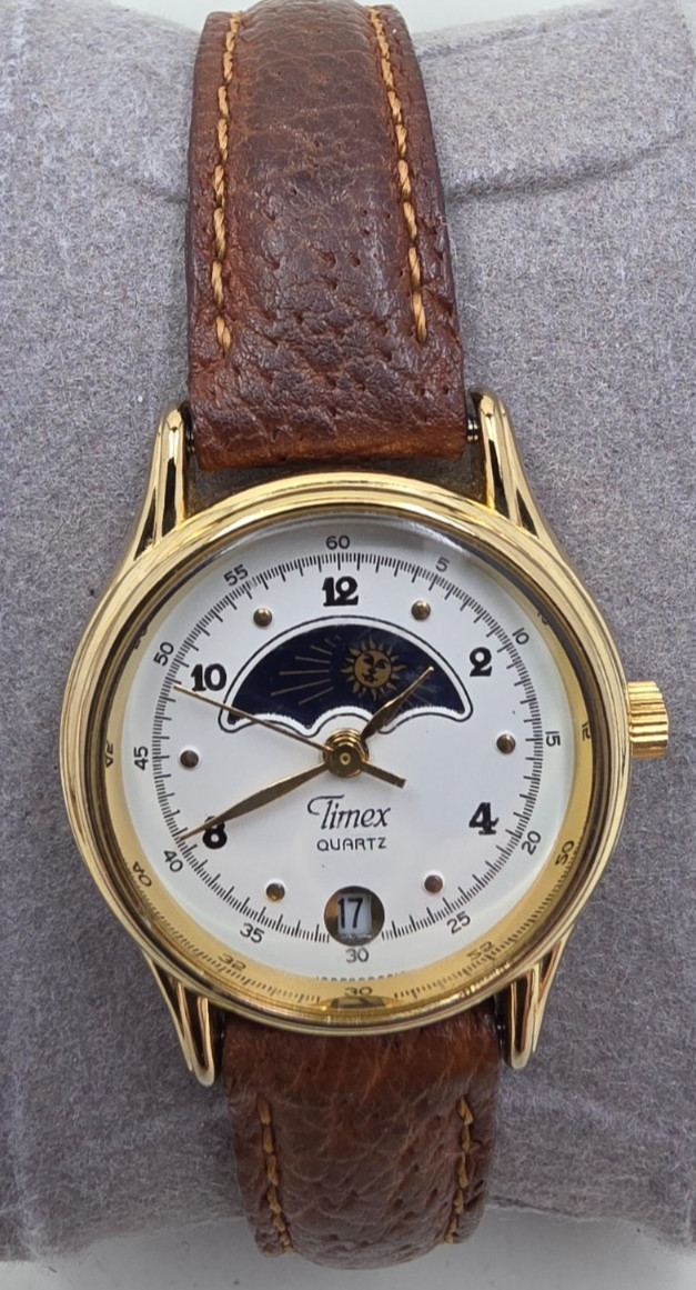 Vtg 1990s Timex Moon Phase Ladies Watch Gold Tone Date Leather New Battery Runs 