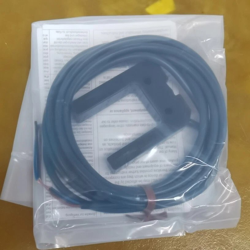 1PC New Omron E3Z-G62 Photoelectric Switch Sensor E3ZG62 In Box Free Shipping - Image 3 of 3