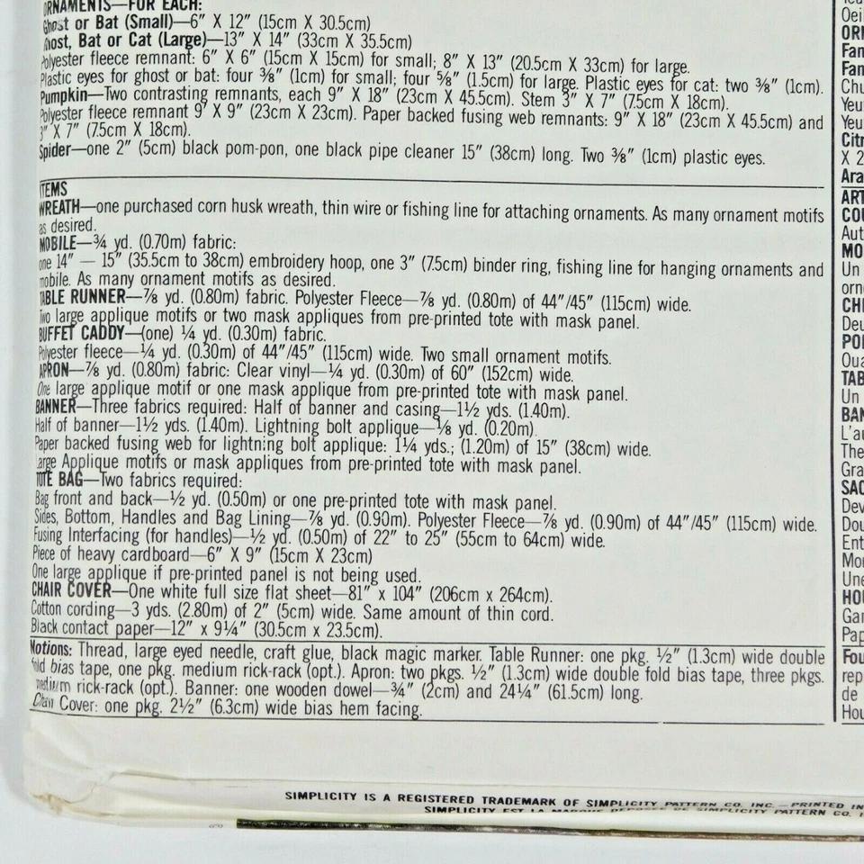 Simplicity 8889 Crafts Halloween Party Accessories Sewing Pattern Ghost Wreath - Image 4 of 4
