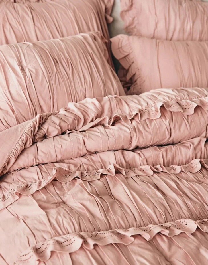 Anthropologie Astride 荷叶边 Voile Eyelet 蕾丝装饰 腮红 大号 全新 — 第 2/4 张图片