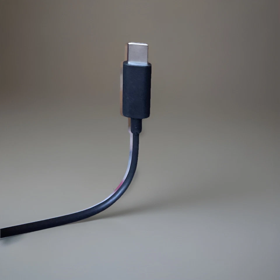 Genuine Motorola USB-C Charger Cable 1 Meter Fast Sync - Image 4 of 4