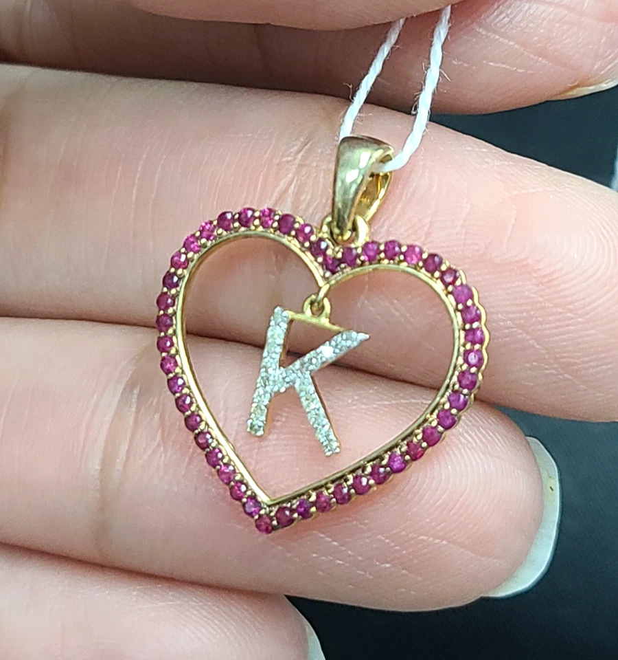 ¡Oferta! Dije colgante inicial K corazón de rubí y diamantes genuinos de 0,45 quilates oro de 10 quilates Foto 3 de 4