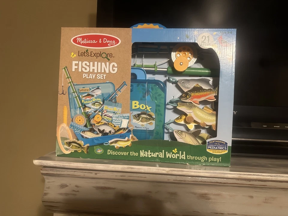 Melissa & Doug Let's Go Explore Fishing Play Set (NEW) - Image 2 of 3