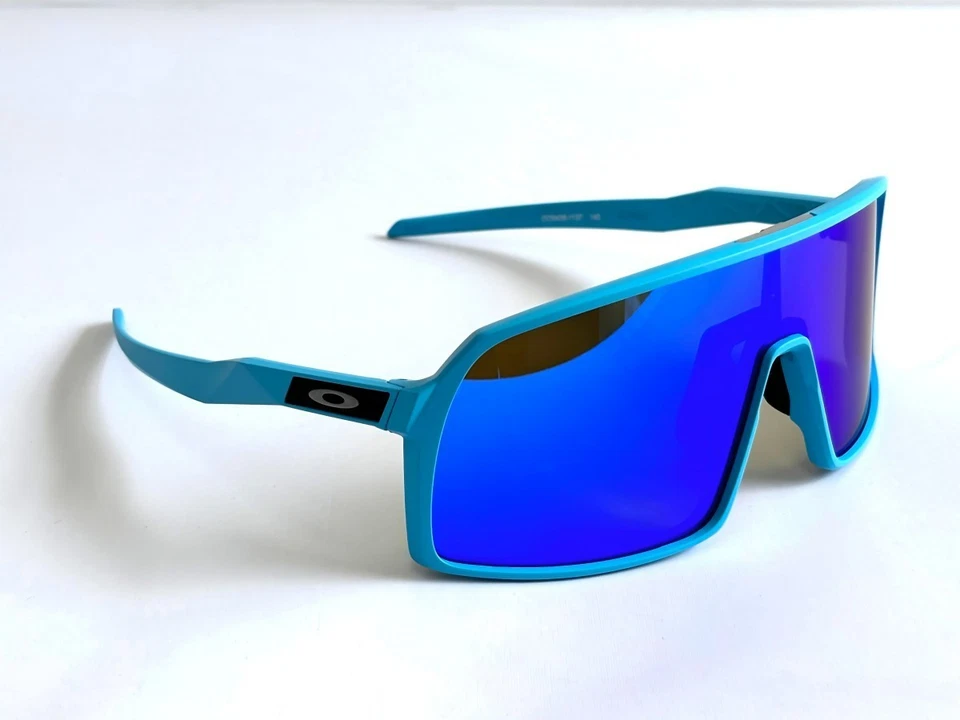 Oakle SUTRO Lite SWEEP VENTED SUNGLASSES BLUE PRIZM ROAD 009406 - Image 4 of 4