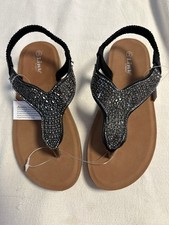 Link Comfort Black Flat Sandals With Embellishing; Girls Size 2 NEW WITH TAGS