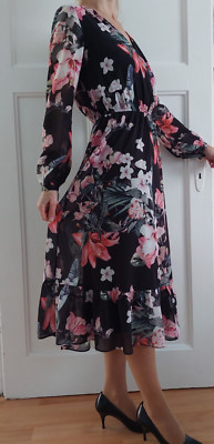 MOHITO Kleid Größe 36 schwarz mit Blumen
