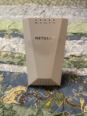 AC2200 WiFi Mesh Extender (EX7500) Nighthawk  X4S Tri-band WiFi Mesh Extender, 2
