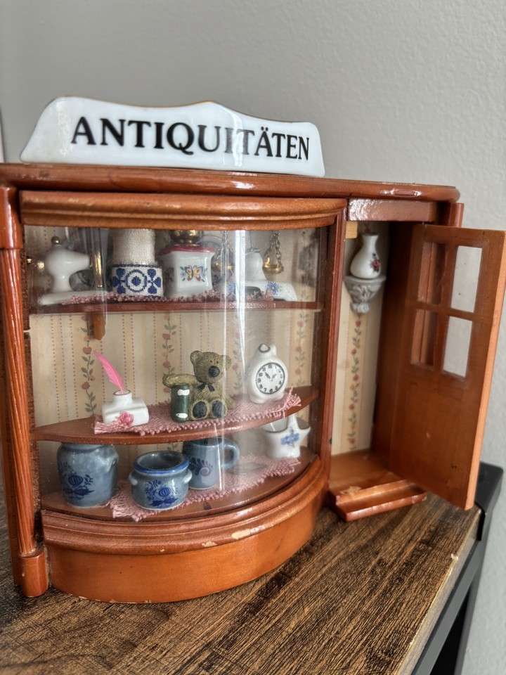 Reutter Porcelain Dollhouse Miniature Antique Store Shop Front Display ...