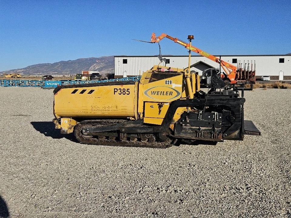 2012 Weiler P385 Track Asphalt Paver # 4554