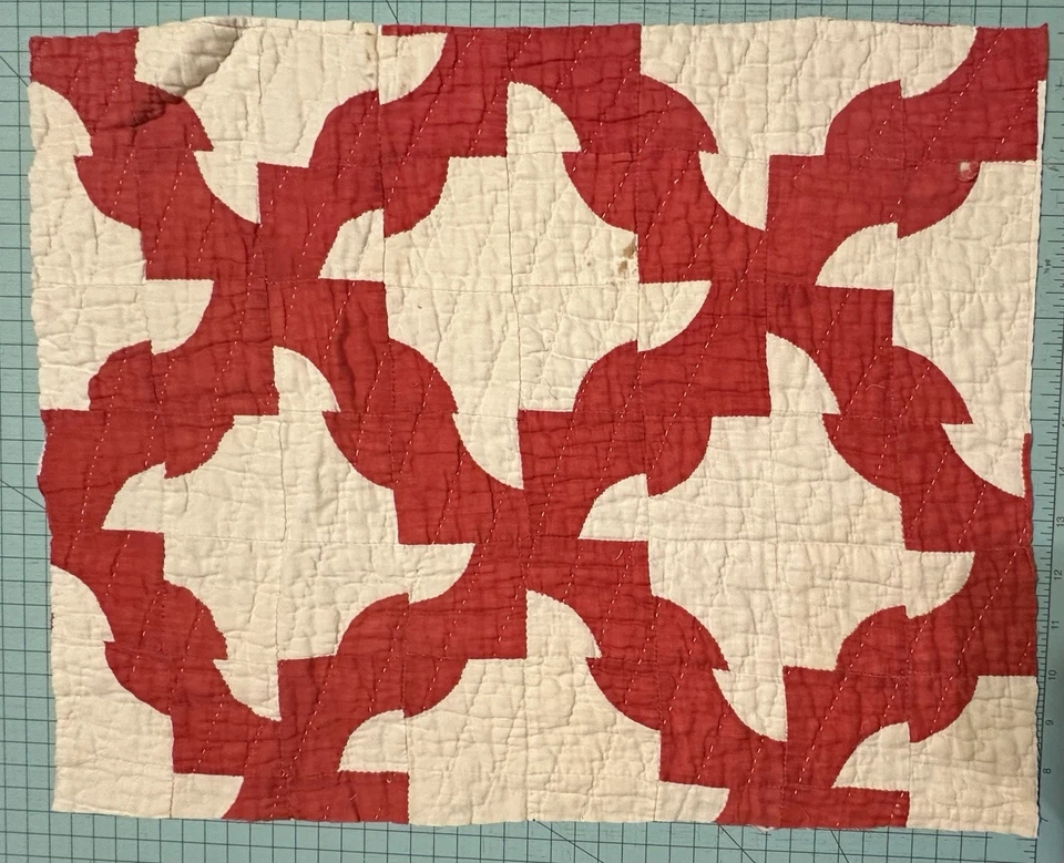 Vintage Cutter Quilt Piece Drunkards Path 16” x 20” Red And Beige #2 - Image 2 of 4