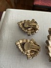 Stunning Vintage Magenta Pink Burgundy Rhinestones Prong-set Brooch Earrings — photo 8