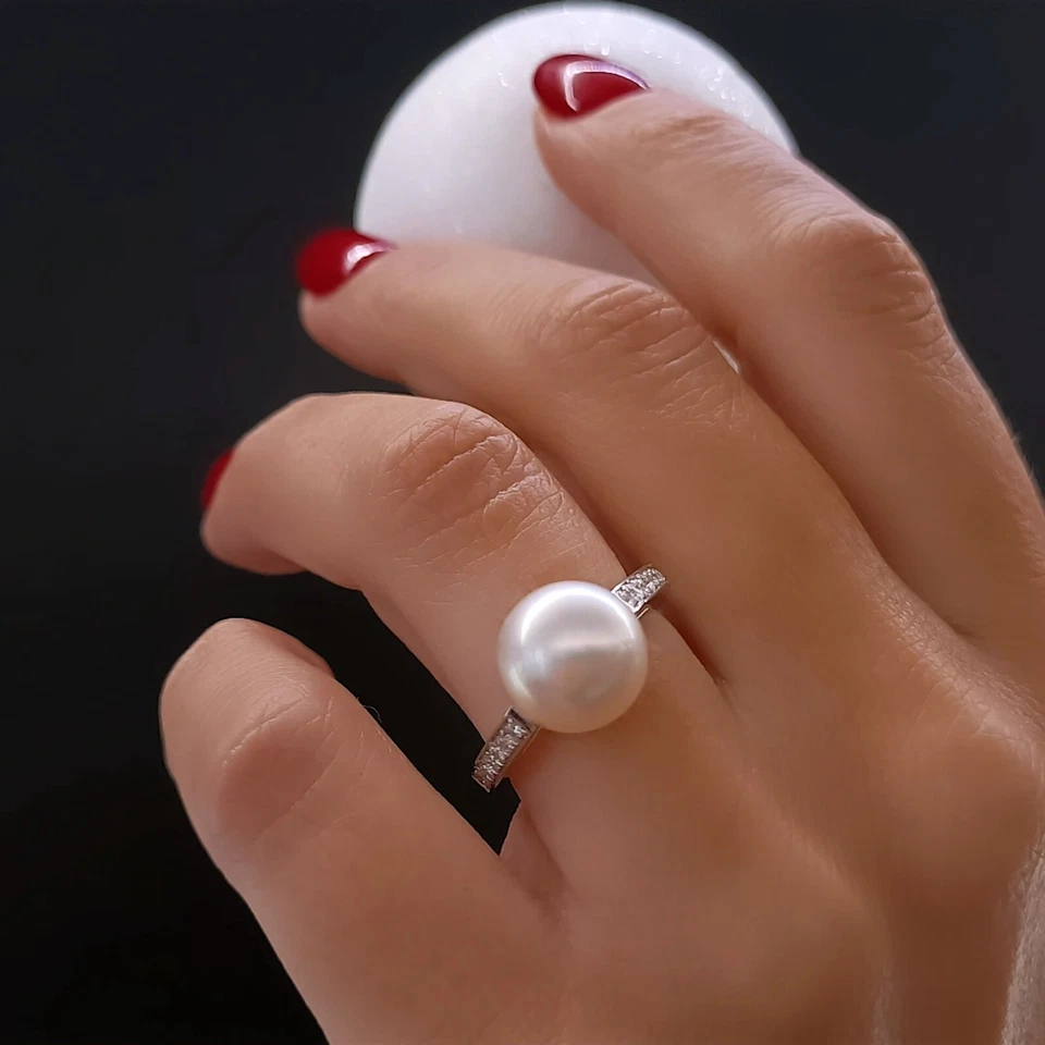 Anello con Perla AUSTRALIANA e Diamanti Oro bianco 18 kt Perla dei Mari del Sud - Immagine 2 di 4