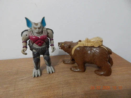 Vintage BOMB BURST AND Hasbro Transformers Pretenders G1 Chainclaw FIGURES