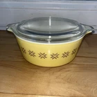 Vintage PYREX 472 Casserole Dish 1 1/2 Pint with Lid Town & Country Country Star