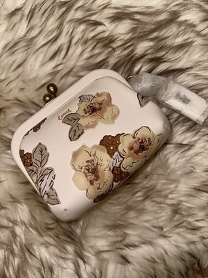 COACH 1941 Kisslock Coin Case With Floral Print- Glovetanned