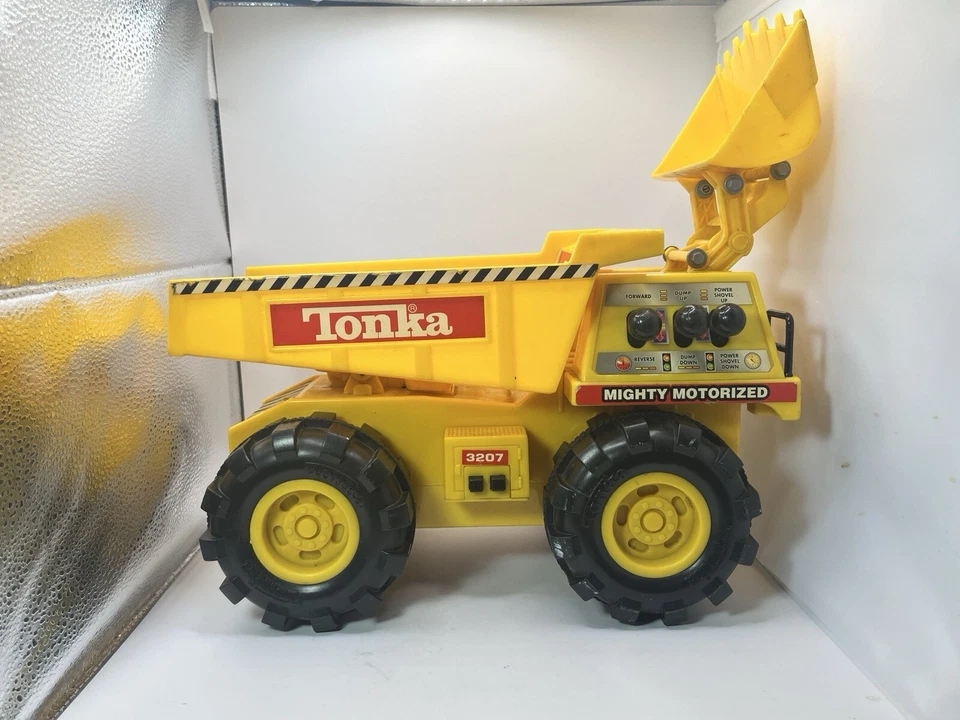 Tonka Truck - Image 4 of 4