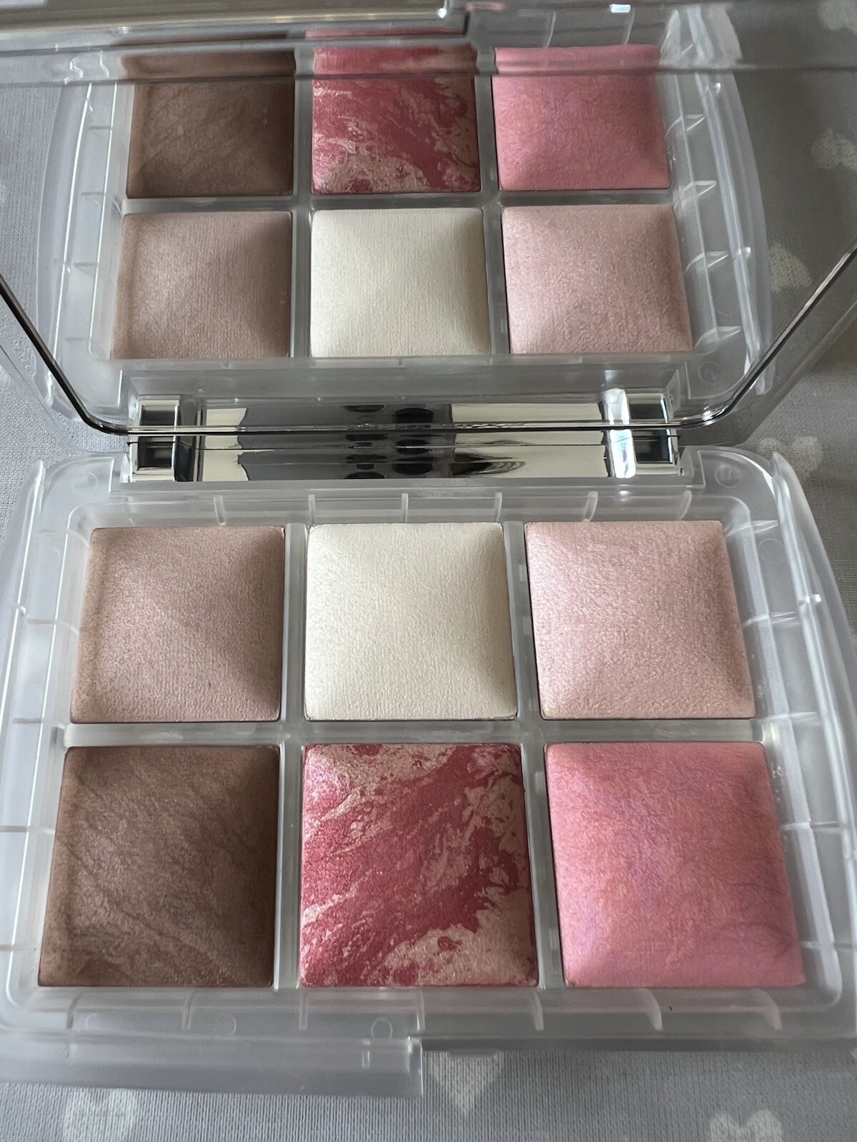 hourglass ambient lighting edit GHOST 