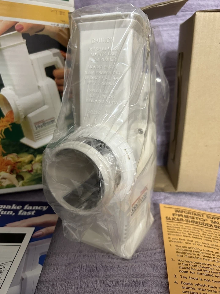 PRESTO Salad-Shooter Electric Slicer-Shredder Model 02910 New Open Box! 1989 - Image 4 of 4