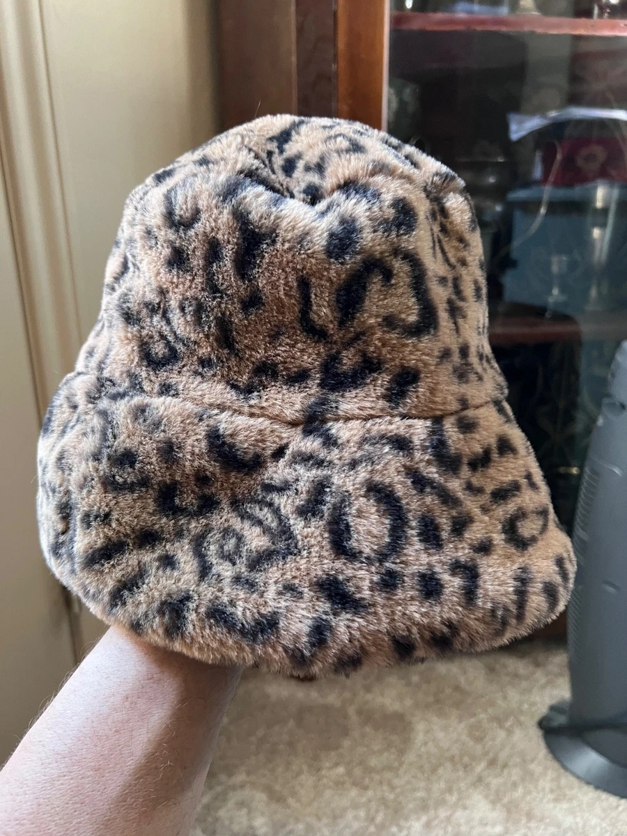 Juicy Couture White Faux Fur Bucket Hat Y2k Clueless Juicy Couture printed monogram faux fur bucket hat in cream  main image 4