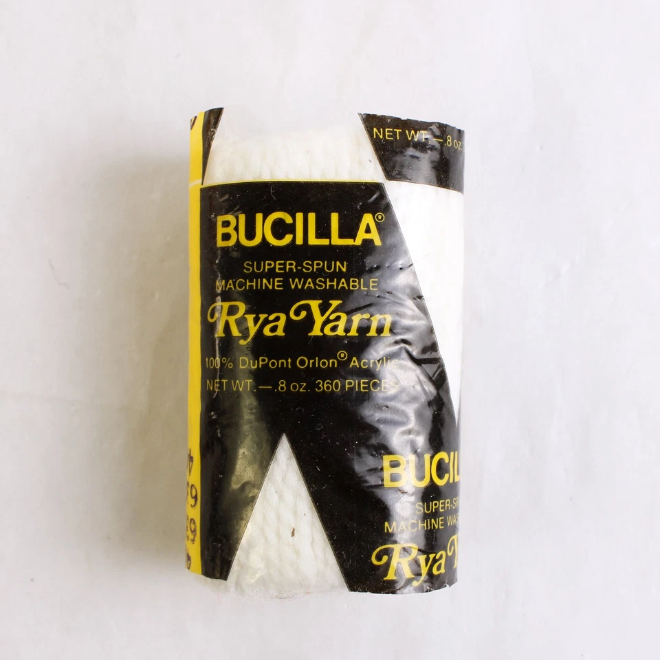 Lote De 11 Alfombra Bucilla De Colección Hilo Blanco Acrílico Super Hilado Para Artesanías Foto 3 de 4