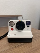 Polaroid Now 2nd Generation I-Type Instant Film Camera - Chargimg Cable Case