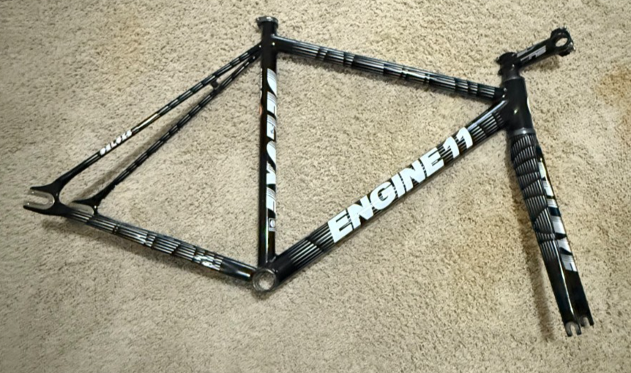 RARE [MEDIUM] Engine 11 x Deluxe Cycles Crit-D Nightwave Edition