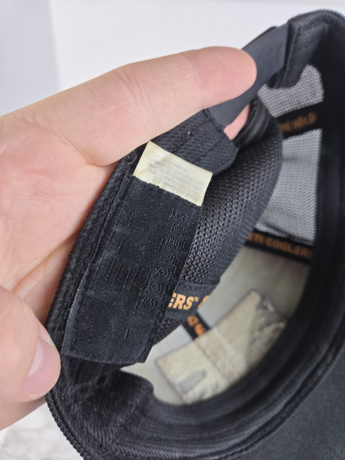 Yeti - Black Patch Adjustable Ventilated Snapback… - image 11