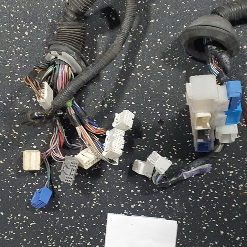 2002-2005 Lexus IS300 OEM ECU Connectors from Body Harness Engine Harness Plugs - Picture 2 of 15