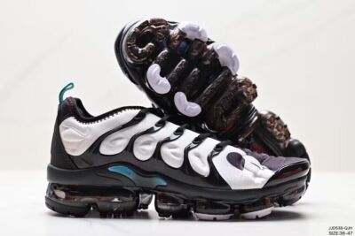 U*T様 Nike Air Vapormax Plus ブラック 22376127_52310346_600.jpg