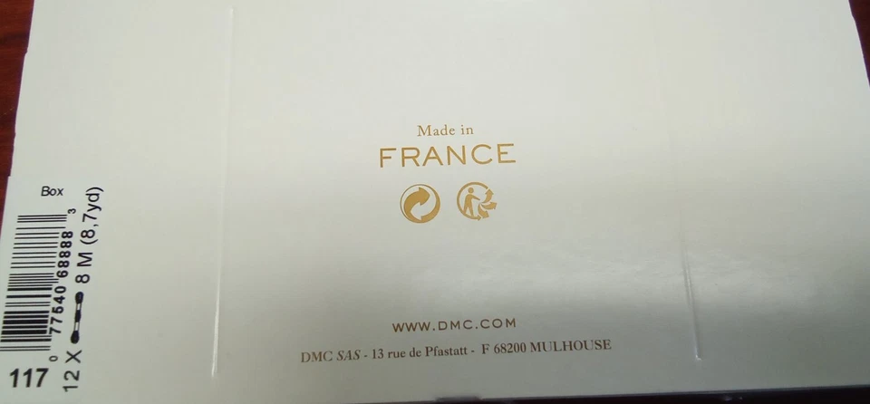 DMC Mouline 117-909 6 strand Embroidery thread, very dark emerald green , 8.7 yd - Image 2 of 2