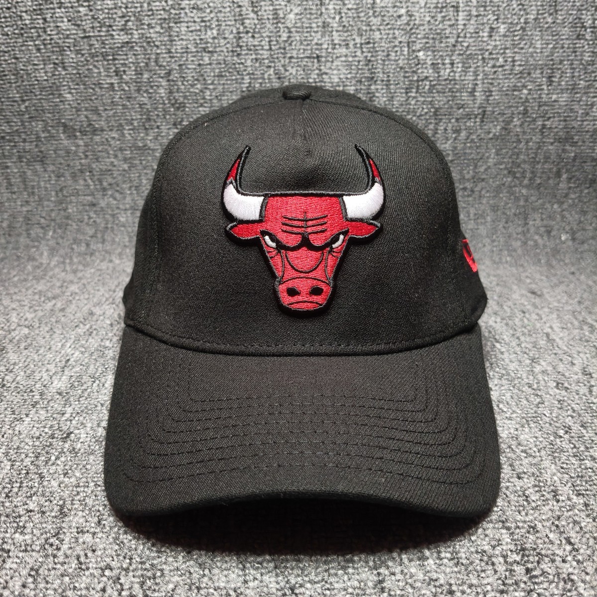 New Era Chicago Bulls NBA 39THIRTY Stretch Fit Hat Cap Black