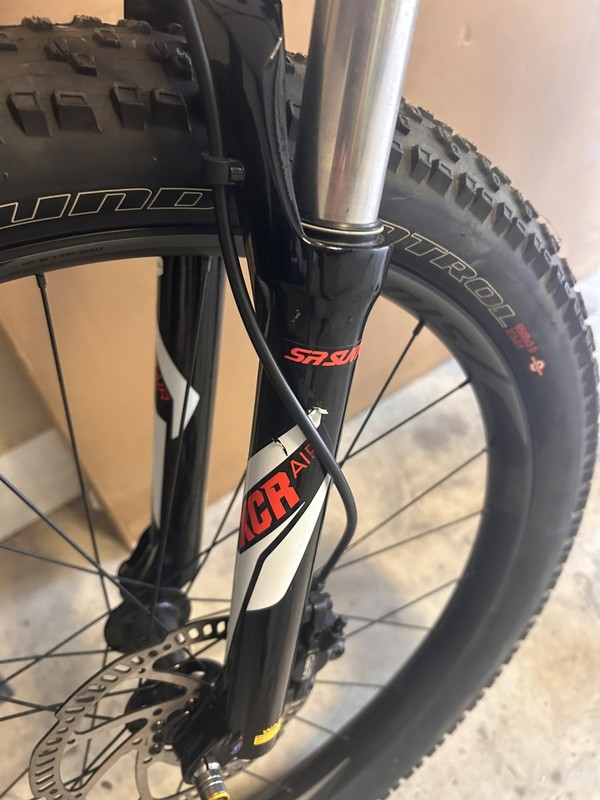 2018 Specialized Fuse Sport  6Fattie /29 Med Frame
