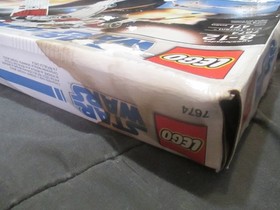 LEGO Star Wars: V-19 Torrent (7674) SEALED &bull;Poor Box, Sealed  B-01