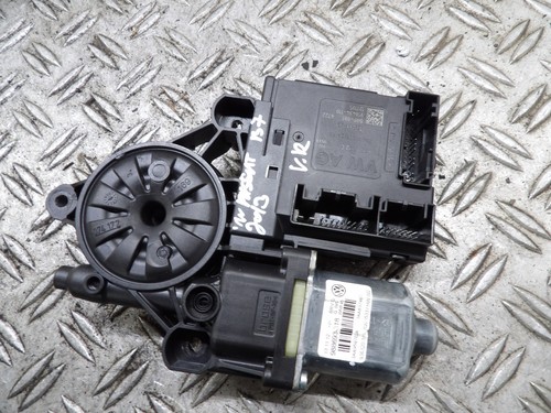 Vw Passat B7 Fensterhebermotor 3AA959702A Vorne Rechts Bj.2013