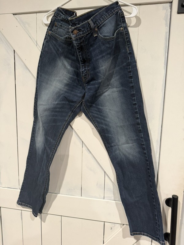 Levis Strauss Regular fit Men's Jeans Dark Wash 36x30 