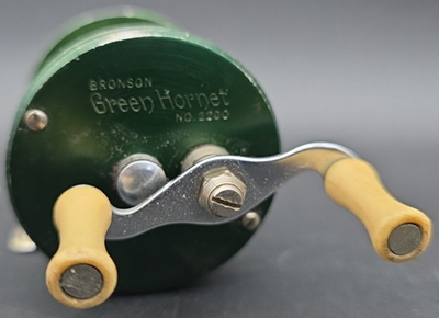Vintage Bronson Green Hornet No. 2200 Baitcasting Fishing Reel