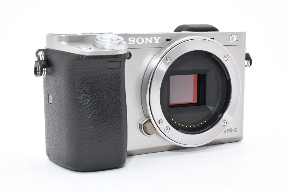 Sony A6000 ILCE-6000 (35 Languages ) Shuttercount 30,366 [Exc+++] #2659655A - Image 4 of 4