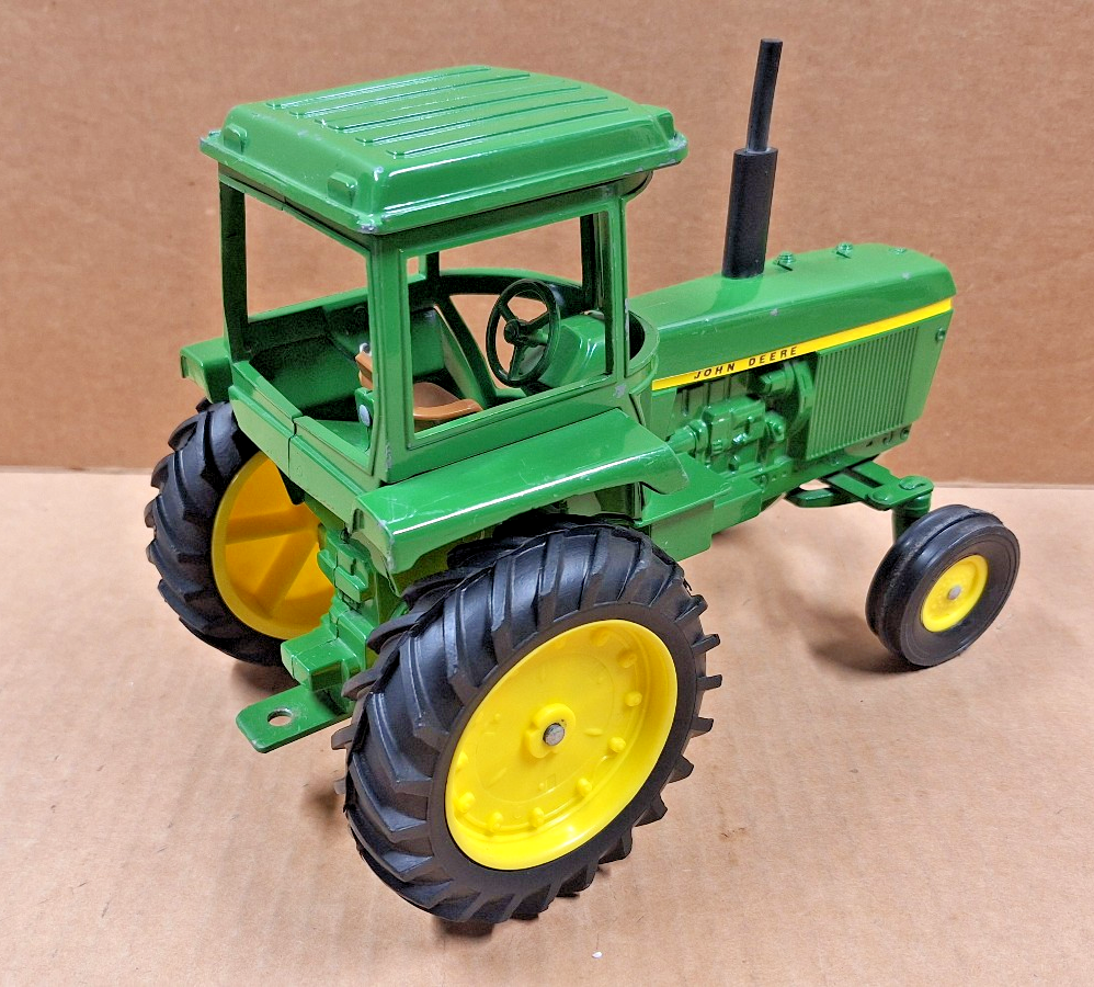 Ertl John Deere Generation II 4430 Tractor Diecast 1/16 Farm Toy