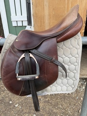 CWD Jumping Saddle 18in Med Tree 4L Flap